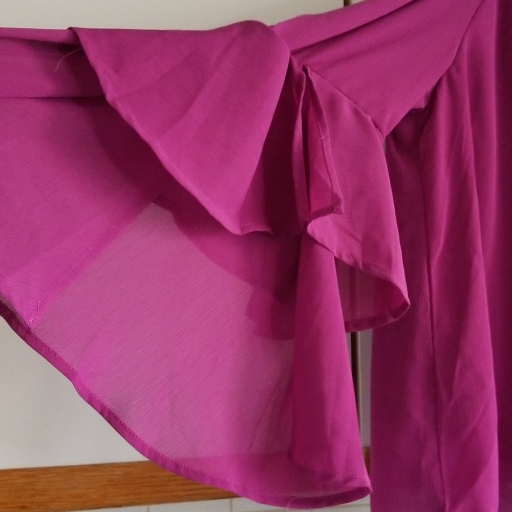 Blouse - Picture 2 of 3